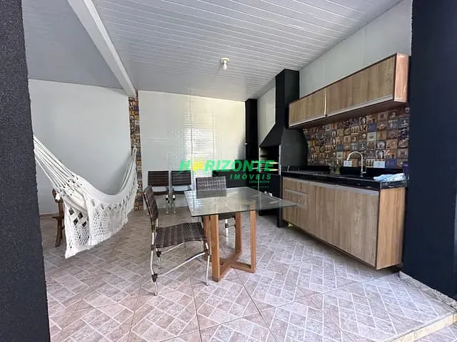 Casa com 252m² 3 quartos e 2 banheiros, à venda, no bairro Urbanova em São José dos Campos