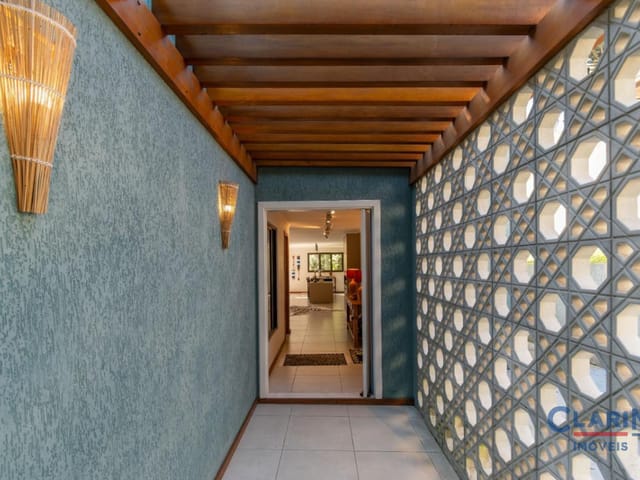 Casa 2 quartos e 7 banheiros, à venda, no bairro Moradias Bom Jesus em Campo Largo