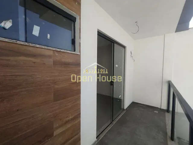 Casa 2 quartos e 3 banheiros, à venda, no bairro Conforto em Volta Redonda