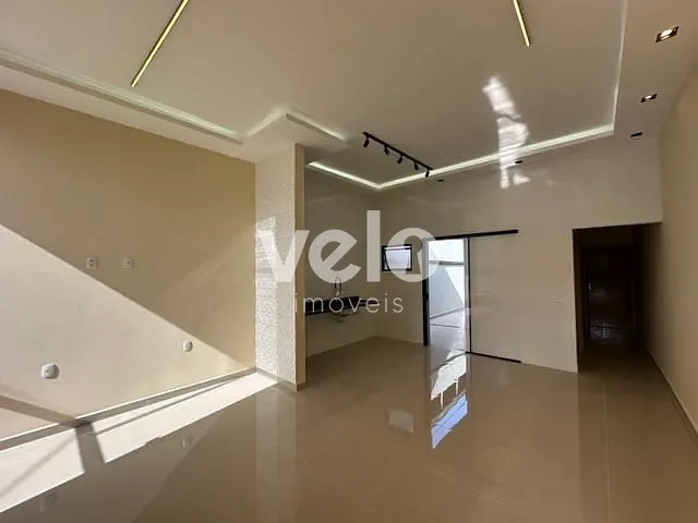 Casa 2 quartos e 2 banheiros, à venda, no bairro Jardim Hípica Pinheiro em Taubaté