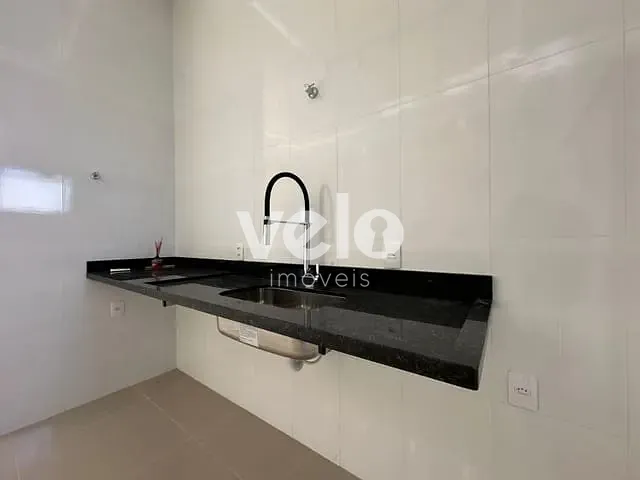 Casa 2 quartos e 2 banheiros, à venda, no bairro Jardim Hípica Pinheiro em Taubaté