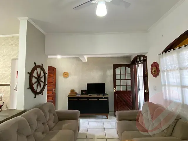 Casa com 126m² 2 quartos e 1 banheiro, à venda, no bairro Real em Praia Grande