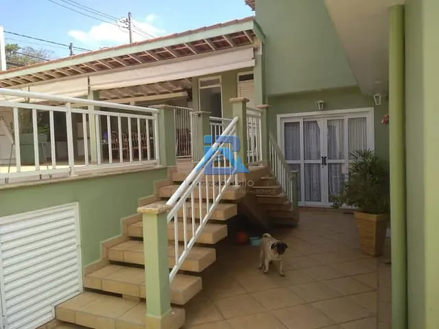 Casa com 400m² 4 quartos e 4 banheiros, à venda, no bairro Vila Santa Cruz em Itatiba