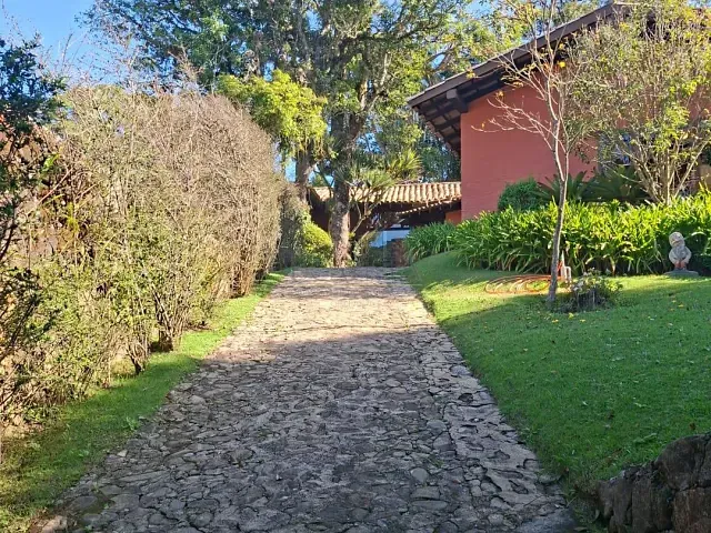 Casa 4 quartos e 6 banheiros, à venda, no bairro Portão em Atibaia