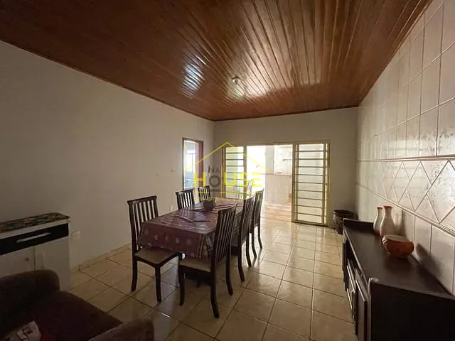 Casa com 190m² 2 quartos e 1 banheiro, à venda, no bairro Chácara Aviação em Votuporanga