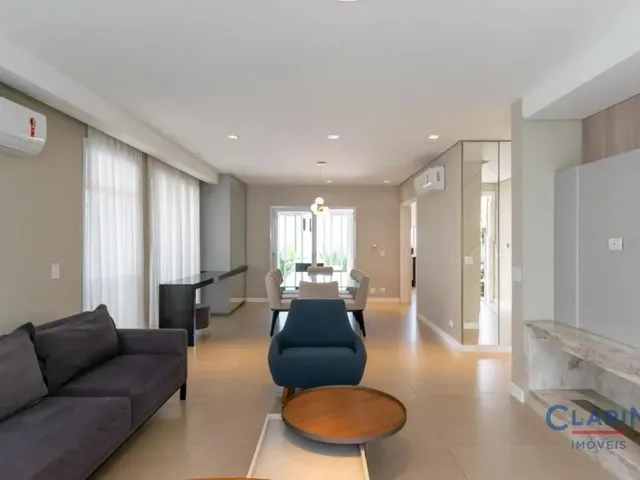 Casa 4 quartos e 9 banheiros, à venda, no bairro SAO BRAZ em Curitiba