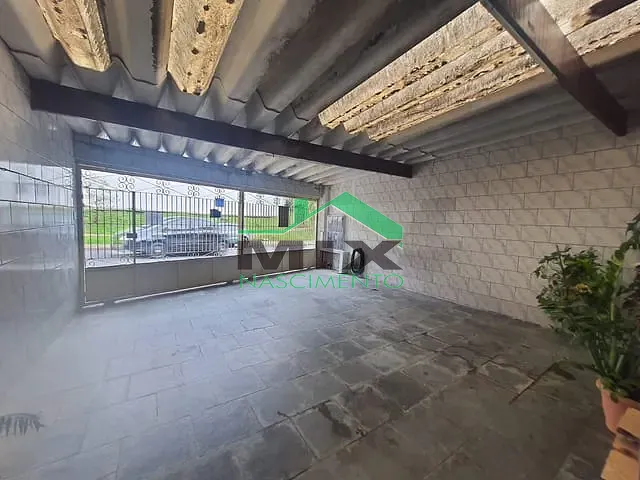 Casa com 216m² 2 quartos e 1 banheiro, à venda, no bairro Vila Valparaíso em Santo André