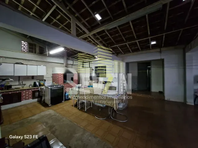 Casa com 647m² 5 quartos e 4 banheiros, à venda, no bairro Novo Jardim Pagani em Bauru