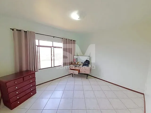 Casa com 800m² 3 quartos e 1 banheiro, à venda, no bairro Líder em Chapecó