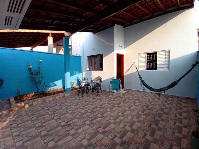 Casa com 160m² 2 quartos e 1 banheiro, à venda, no bairro Jardim das Flores em São João da Boa Vista