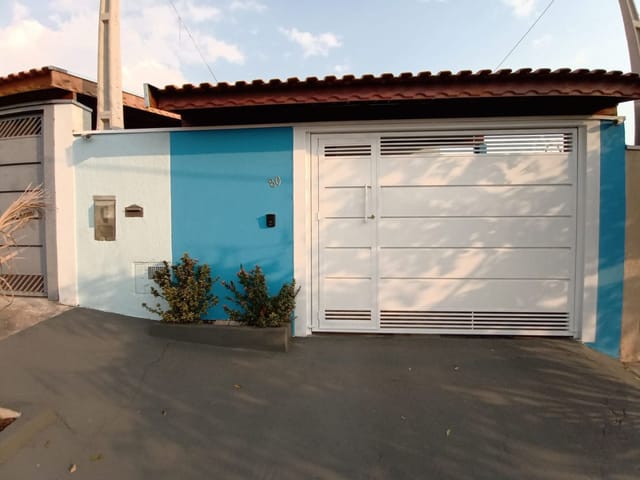 Casa com 160m² 2 quartos e 1 banheiro, à venda, no bairro Jardim das Flores em São João da Boa Vista