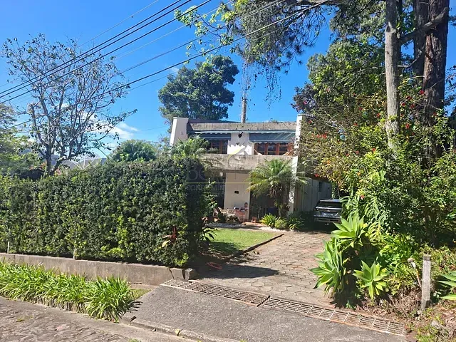 Casa com 572m² 5 quartos e 7 banheiros, à venda, no bairro Estância Santa Maria do Laranjal em Atibaia