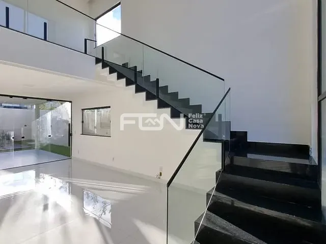 Casa 4 quartos e 5 banheiros, à venda, no bairro Jardim Limoeiro em Camaçari