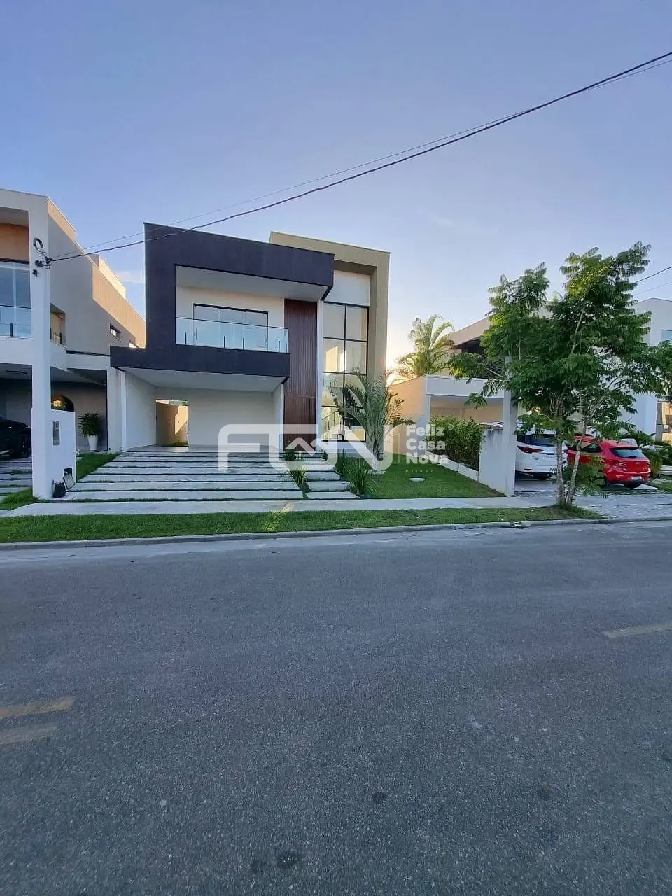 Casa, 4 quartos, 220 m² - Foto 1