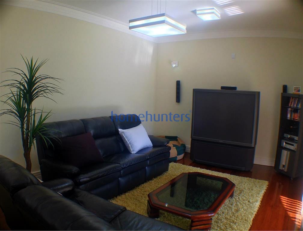 Casa para alugar com 5 quartos, 800m² - Foto 33