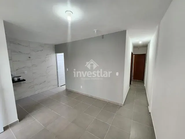 Casa 2 quartos e 2 banheiros, à venda, no bairro Três Irmãs em Campina Grande