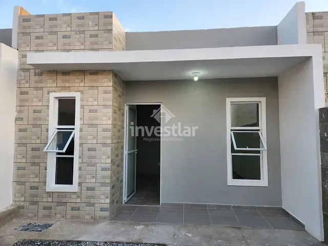 Casa 2 quartos e 2 banheiros, à venda, no bairro Três Irmãs em Campina Grande