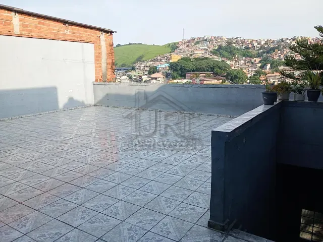 Casa 2 quartos e 1 banheiro, à venda, no bairro Jardim Zaira em Mauá