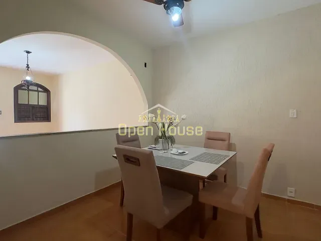 Casa com 162m² 3 quartos e 3 banheiros, à venda, no bairro Casa de Pedra em Volta Redonda