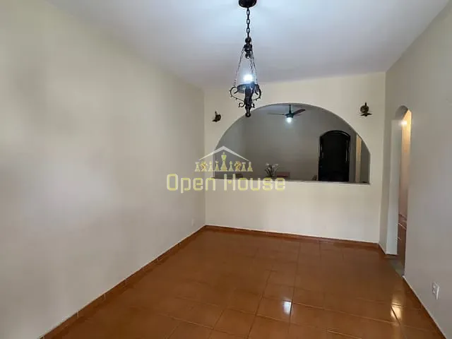 Casa com 162m² 3 quartos e 3 banheiros, à venda, no bairro Casa de Pedra em Volta Redonda