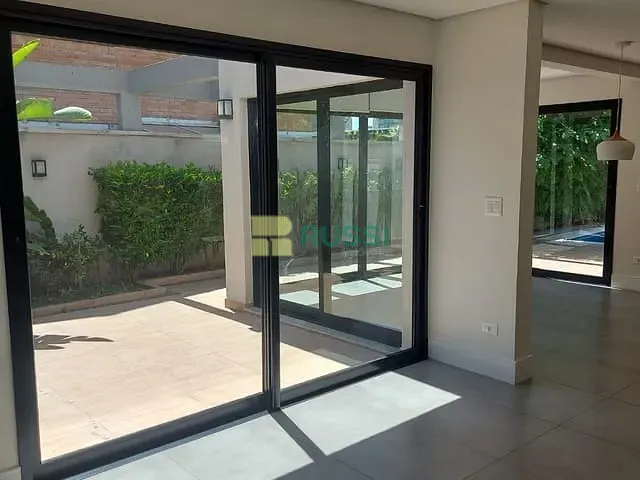 Casa com 433m² 4 quartos e 4 banheiros, à venda, no bairro Vila Tramontano em São Paulo