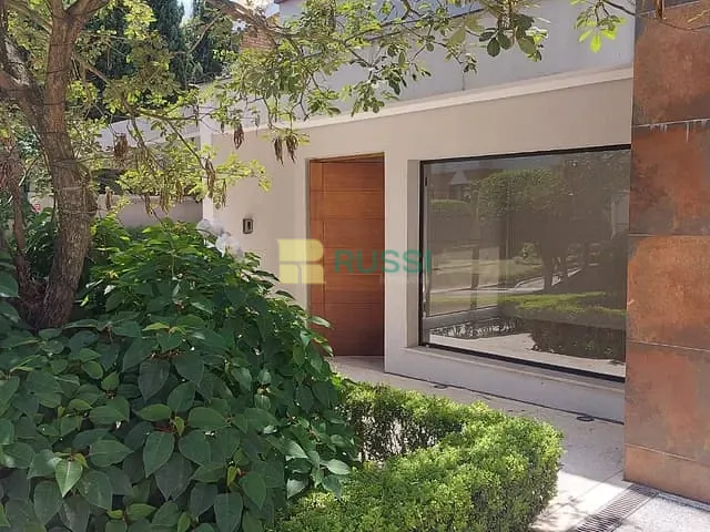 Casa com 433m² 4 quartos e 4 banheiros, à venda, no bairro Vila Tramontano em São Paulo