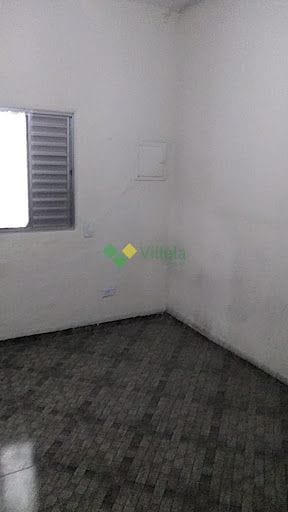 Casa à venda, no bairro Vila Varela em Poá