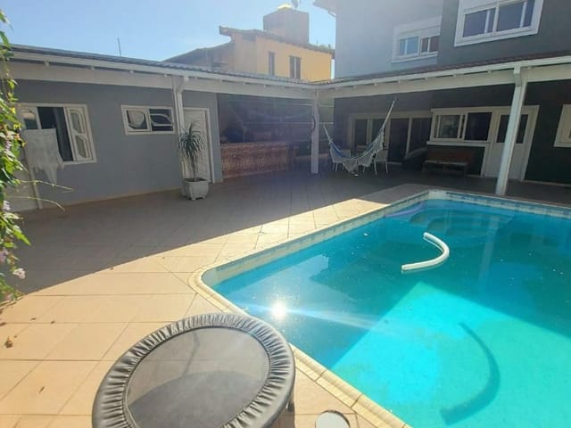 Casa com 450m² 4 quartos e 5 banheiros, à venda, no bairro Mirante da Lagoa em Macaé