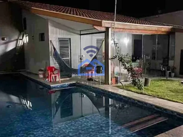 Casa com 250m² 2 quartos e 2 banheiros, à venda, no bairro Mococa em Caraguatatuba