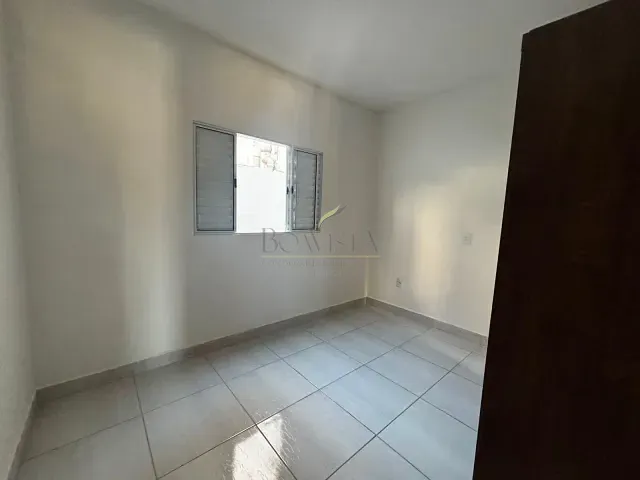 Casa 2 quartos e 1 banheiro, para alugar, no bairro Recanto Do Maia em Piracaia