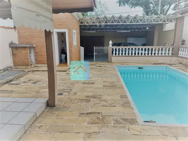Casa com 500m² 5 quartos e 4 banheiros, à venda, no bairro Bsq Dos Eucaliptos em São José dos Campos