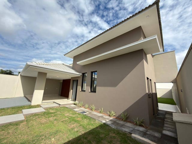 Casa com 490m² 3 quartos e 1 banheiro, à venda, no bairro Sonhalto Videira em Sinop