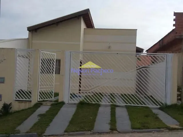 Casa com 200m² 2 quartos e 1 banheiro, à venda, no bairro Jardim São Pedro em Capivari