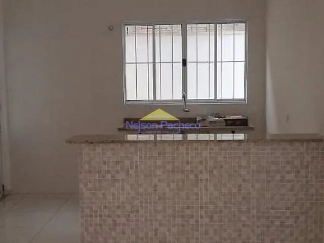 Casa com 200m² 2 quartos e 1 banheiro, à venda, no bairro Jardim São Pedro em Capivari