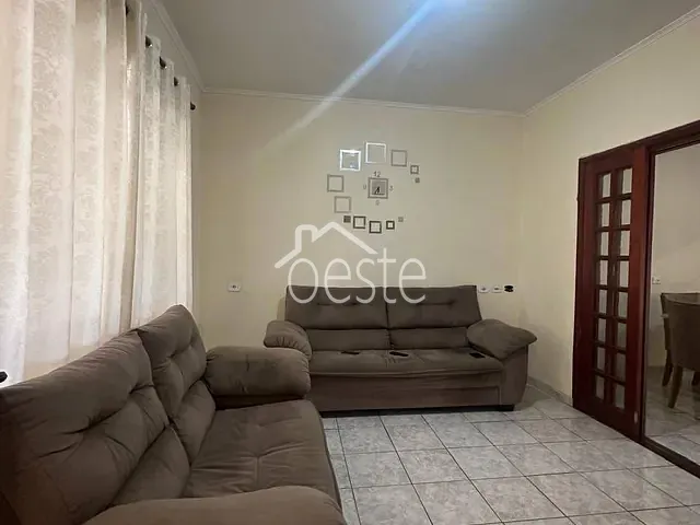 Casa com 165m² 2 quartos e 1 banheiro, à venda, no bairro Loteamento Industrial em Santa Bárbara D'Oeste