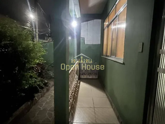 Casa 5 quartos e 2 banheiros, à venda, no bairro Casa de Pedra em Volta Redonda