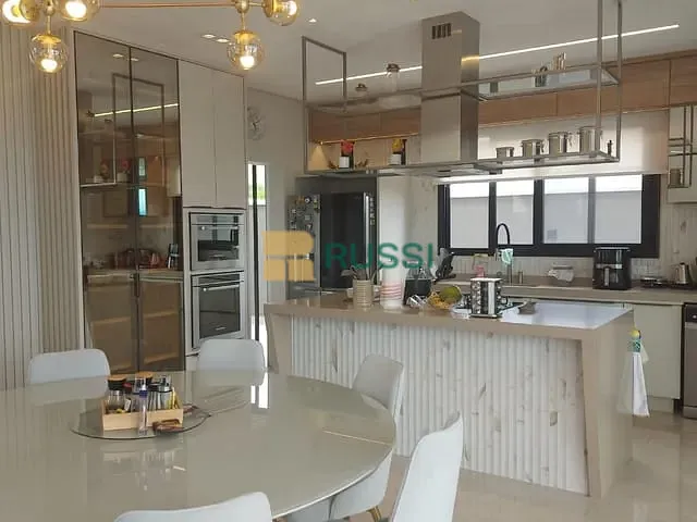 Casa com 550m² 3 quartos e 5 banheiros, à venda, no bairro Condomínio Residencial Alphaville I em São José dos Campos