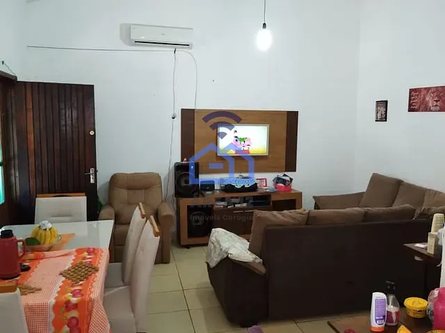 Casa com 360m² 2 quartos e 2 banheiros, à venda, no bairro Martim de Sá em Caraguatatuba