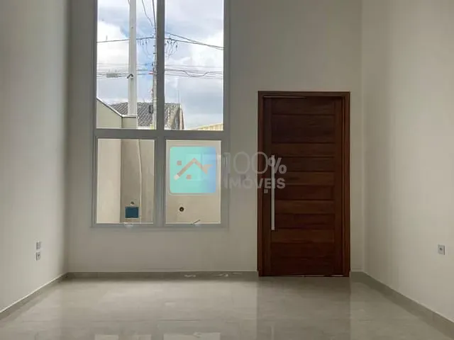 Casa com 250m² 3 quartos e 4 banheiros, à venda, no bairro Vila Branca em Jacareí