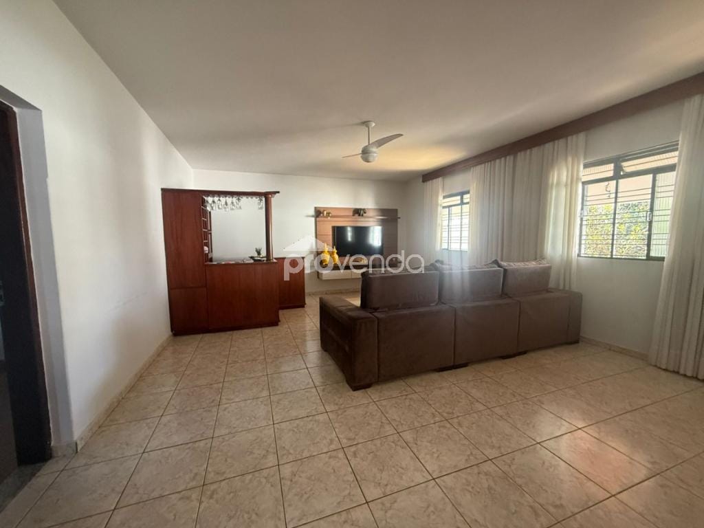 Casa, 4 quartos, 217 m² - Foto 8