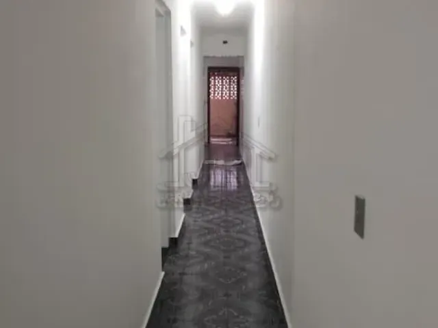 Casa com 200m² 6 quartos e 3 banheiros, à venda, no bairro Vila Magini em Mauá