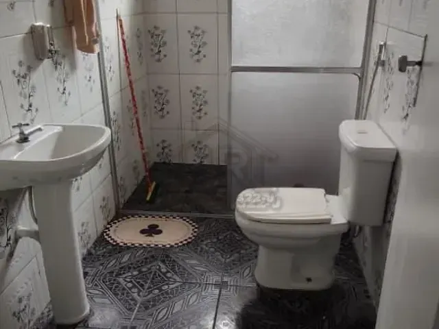 Casa com 200m² 6 quartos e 3 banheiros, à venda, no bairro Vila Magini em Mauá
