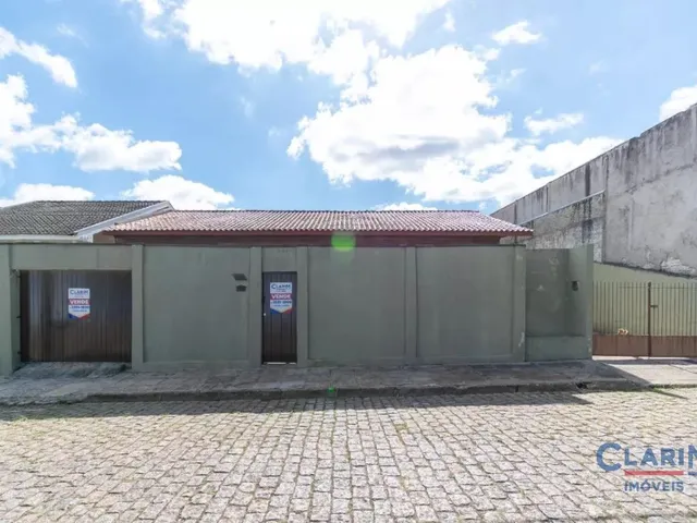 Casa 4 quartos e 5 banheiros, à venda, no bairro CENTRO em Campo Largo