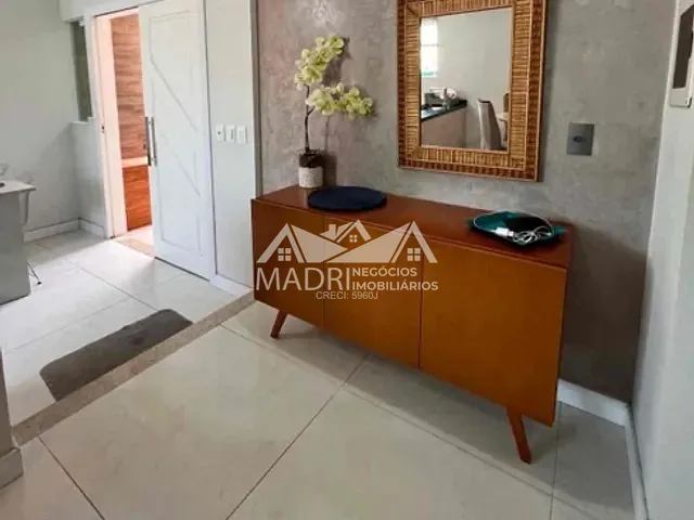 Casa com 200m² 4 quartos e 3 banheiros, à venda, no bairro São Sebastião em Palhoça