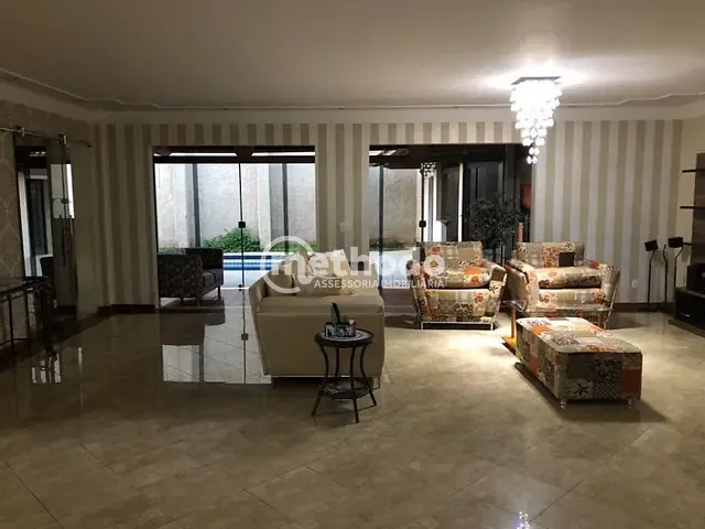 Casa com 550m² 5 quartos e 7 banheiros, à venda, no bairro Arboreto dos Jequitibás (Sousas) em Campinas