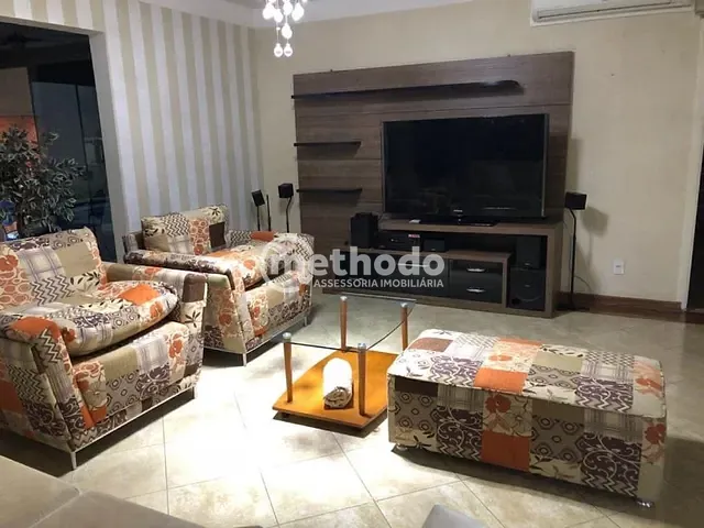Casa com 550m² 5 quartos e 7 banheiros, à venda, no bairro Arboreto dos Jequitibás (Sousas) em Campinas