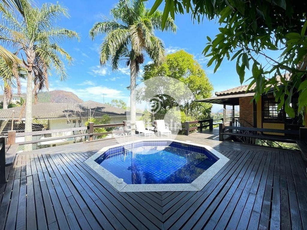 Casa, 3 quartos, 209 m² - Foto 2