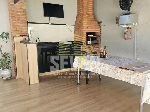 Casa com 288m² 3 quartos e 3 banheiros, à venda, no bairro Núcleo Residencial Presidente Geisel em Bauru