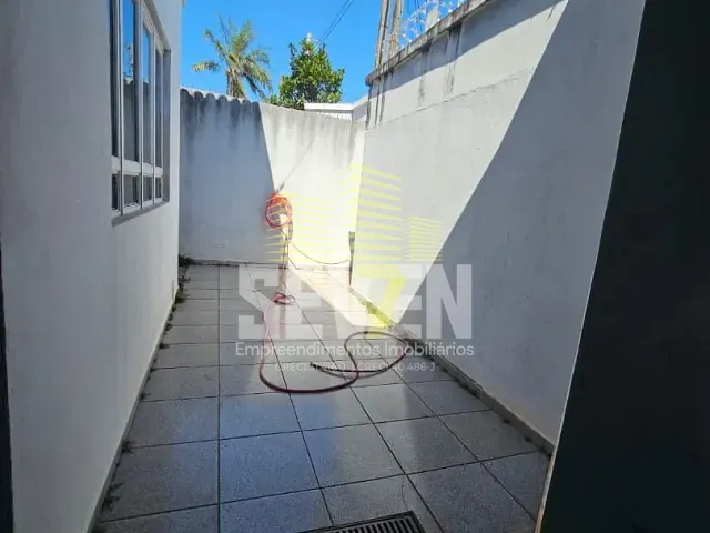 Casa com 288m² 3 quartos e 3 banheiros, à venda, no bairro Núcleo Residencial Presidente Geisel em Bauru