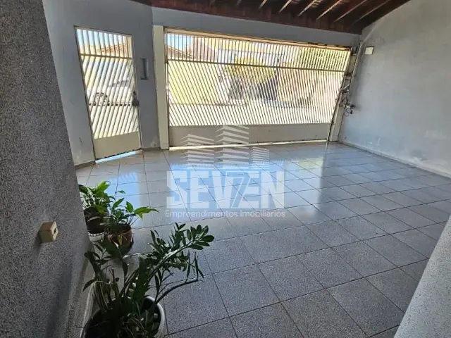 Casa com 288m² 3 quartos e 3 banheiros, à venda, no bairro Núcleo Residencial Presidente Geisel em Bauru